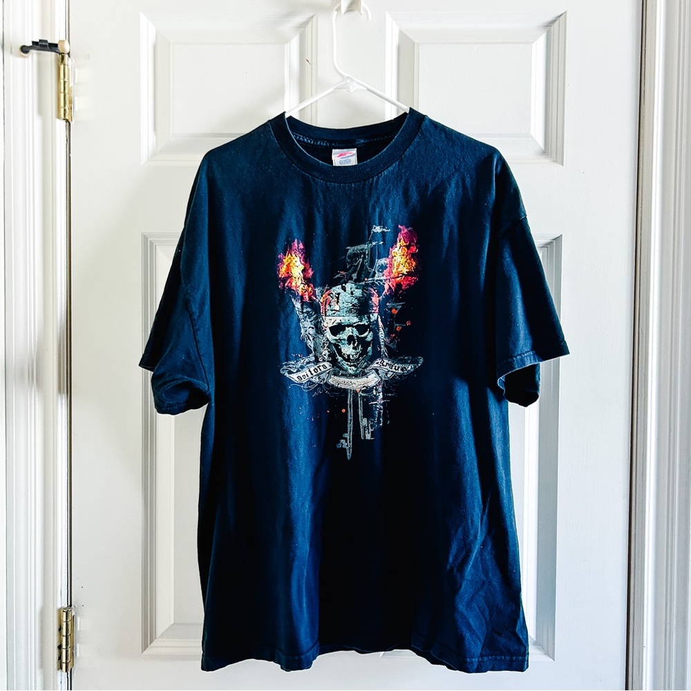 Vintage Pirates of the Caribbean T-Shirt
